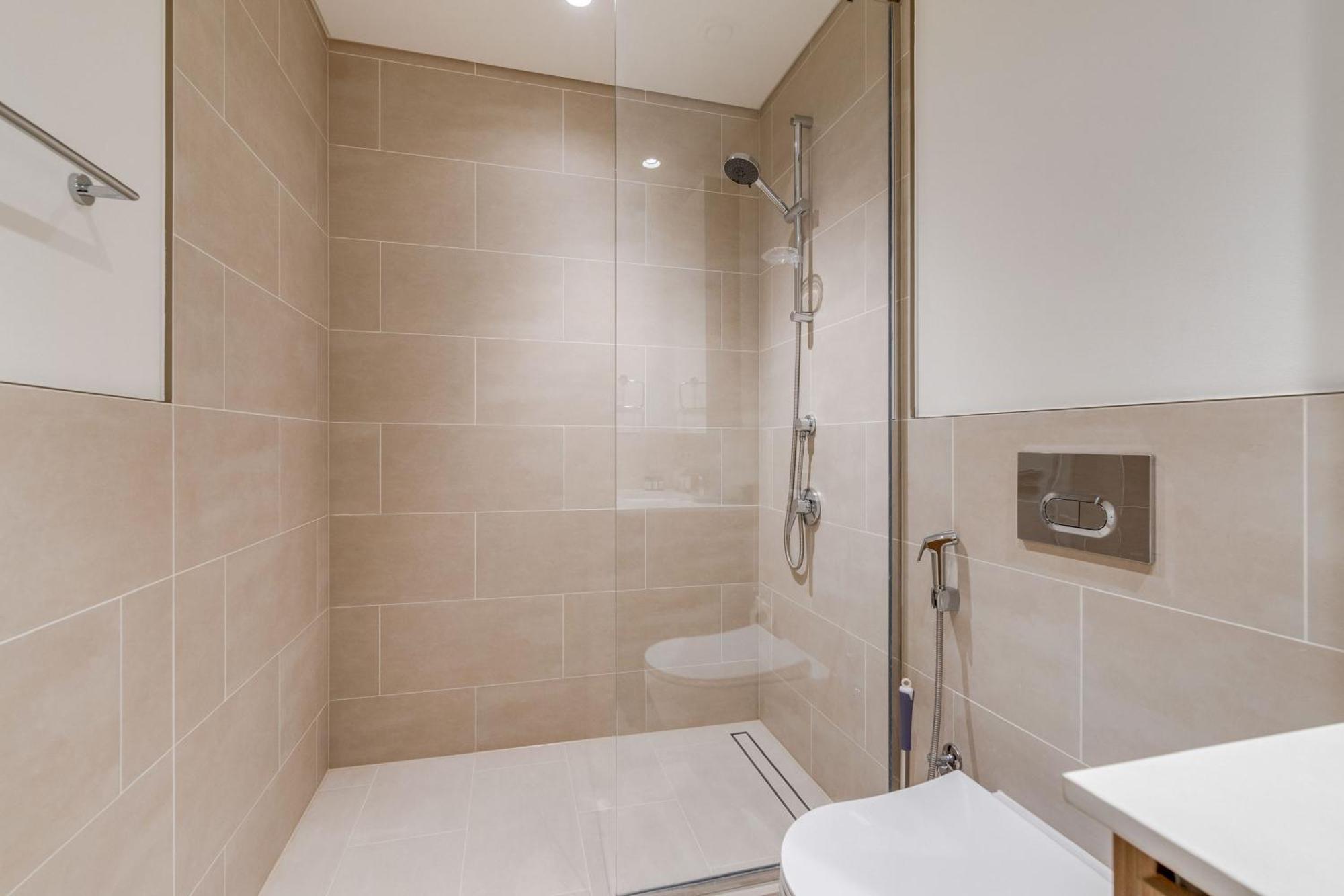 Appartamento Knokey Creek With Lagoon Pool Access Dubai